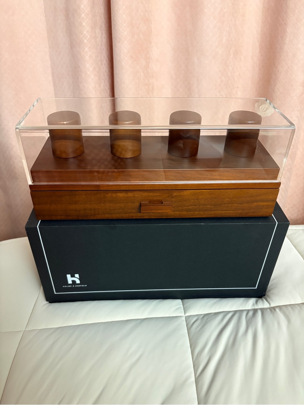 Holme & Hadfield Watch Display